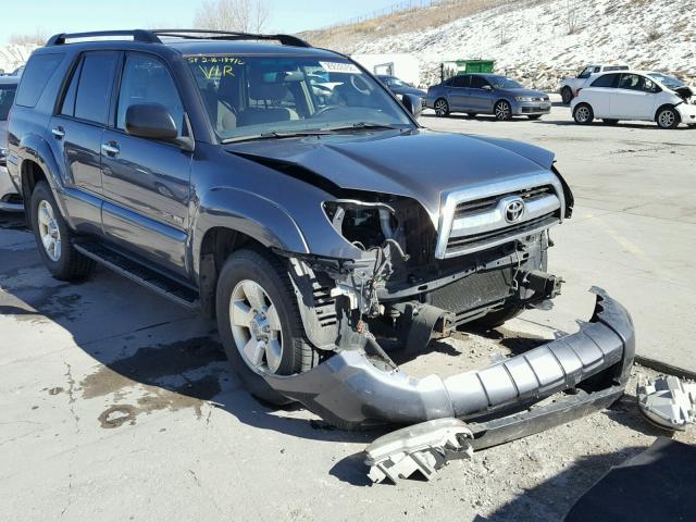 JTEBU14R478078011 - 2007 TOYOTA 4RUNNER SR GRAY photo 1