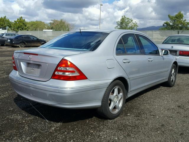 WDBRF64J51F050899 - 2001 MERCEDES-BENZ C 320 SILVER photo 4