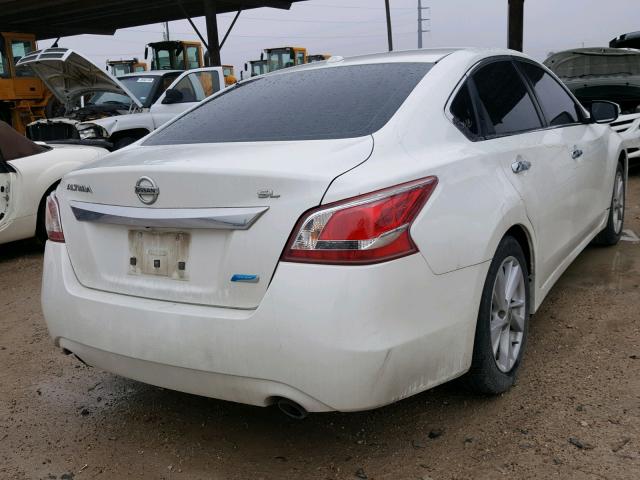 1N4AL3AP9DN489683 - 2013 NISSAN ALTIMA 2.5 WHITE photo 4