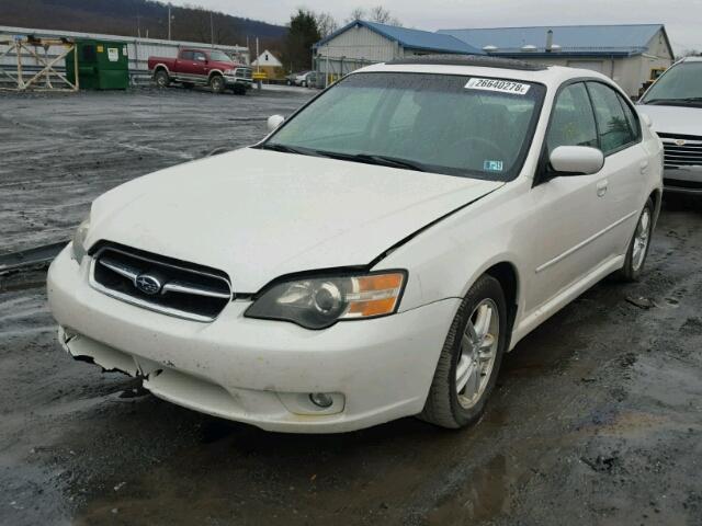 4S3BL626857224085 - 2005 SUBARU LEGACY 2.5 WHITE photo 2