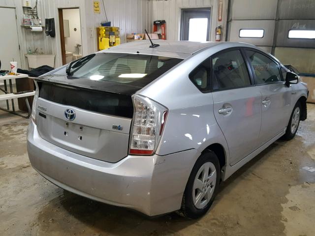 JTDKN3DU8A5174928 - 2010 TOYOTA PRIUS SILVER photo 4