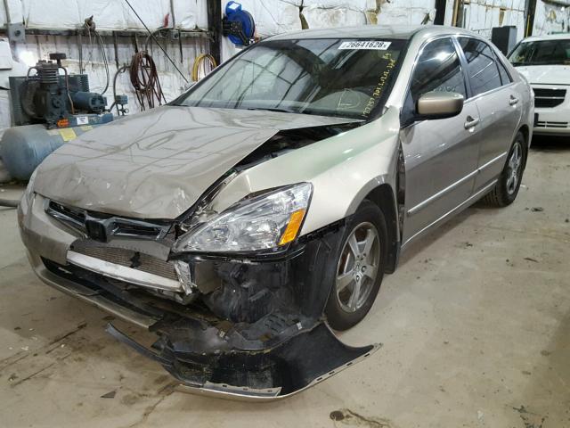 JHMCN36465C016752 - 2005 HONDA ACCORD HYB GOLD photo 2