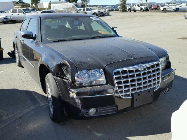 2C3CA1CV7AH255768 - 2010 CHRYSLER 300 TOURIN BLACK photo 1