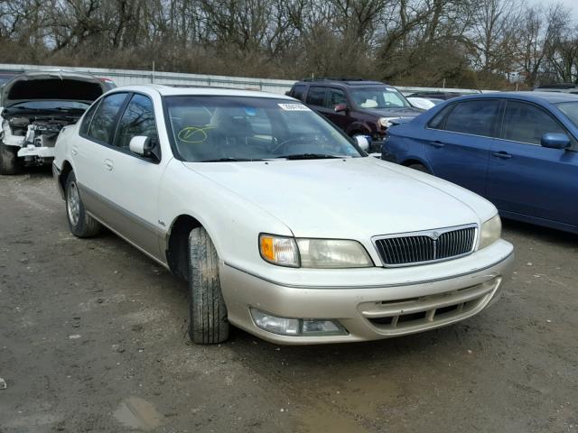 JNKCA21A2XT772875 - 1999 INFINITI I30 WHITE photo 1