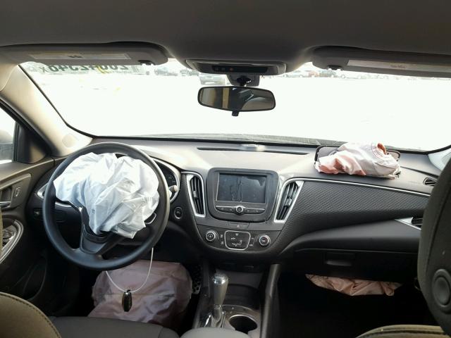 1G1ZB5ST9HF103330 - 2017 CHEVROLET MALIBU LS ვერცხლისფერი ფოტო 9