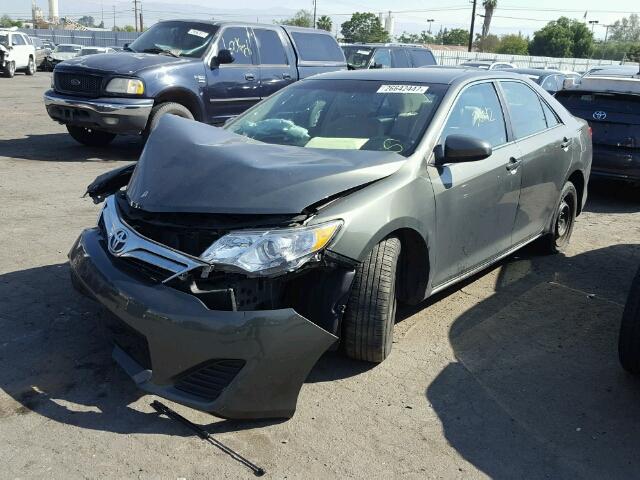 4T1BF1FK6DU711136 - 2013 TOYOTA CAMRY L GRAY photo 2