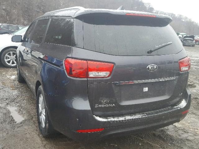 KNDMB5C10G6210568 - 2016 KIA SEDONA LX GRAY photo 3