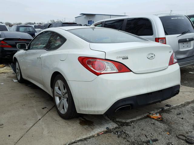 KMHHT6KD6AU042076 - 2010 HYUNDAI GENESIS CO WHITE photo 3