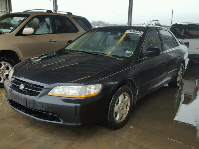 1HGCG1650YA063589 - 2000 HONDA ACCORD EX BLACK photo 2