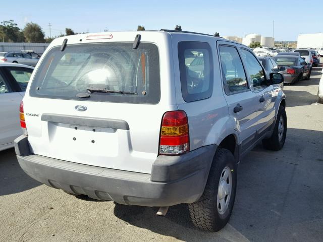 1FMYU92114KA14769 - 2004 FORD ESCAPE XLS SILVER photo 4