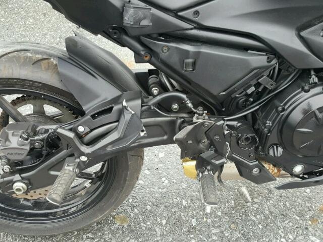 JKAEXEJ18HDA00254 - 2017 KAWASAKI EX650 J 黑色 照片 9