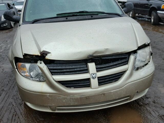 1D4GP45R46B517200 - 2006 DODGE CARAVAN SX TAN photo 9