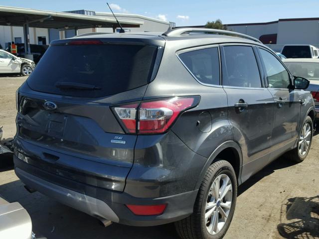 1FMCU0GDXJUA43597 - 2018 FORD ESCAPE SE GRAY photo 4