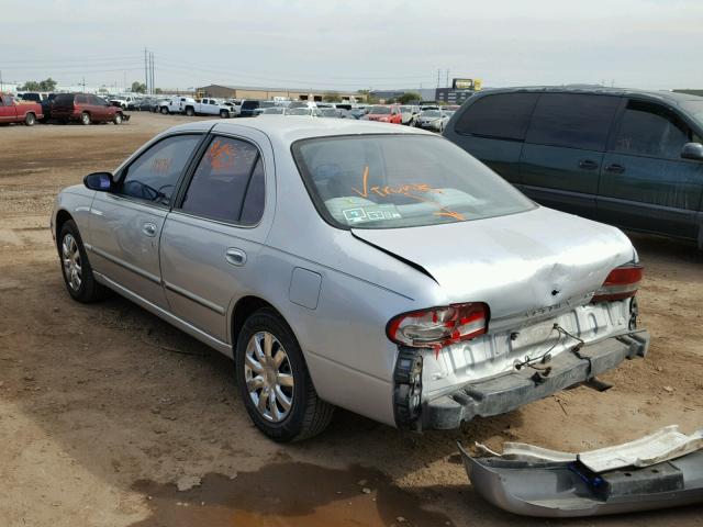 1N4BU31D6TC128199 - 1996 NISSAN ALTIMA XE SILVER photo 3