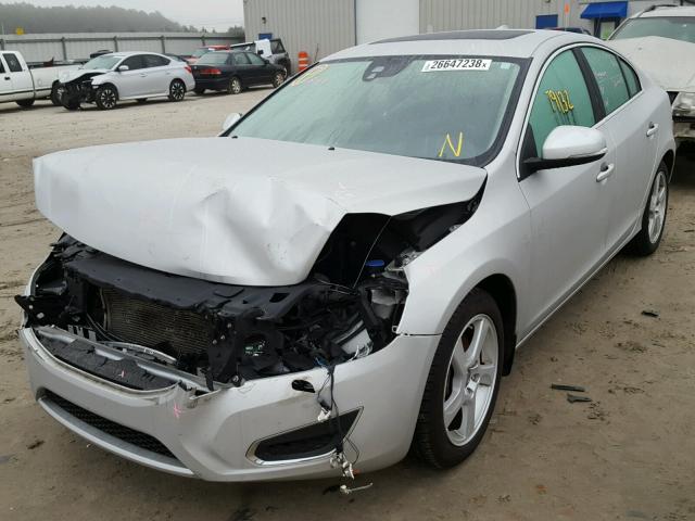 YV1622FS2C2113881 - 2012 VOLVO S60 T5 SILVER photo 2