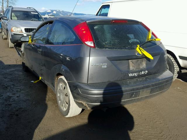 3FAFP31N35R146777 - 2005 FORD FOCUS ZX3 GRAY photo 3