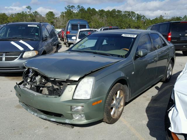 1G6DC67A950207748 - 2005 CADILLAC STS GREEN photo 2