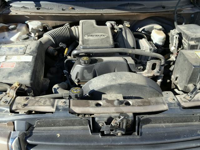 1GKDT13S422460334 - 2002 GMC ENVOY TAN photo 7