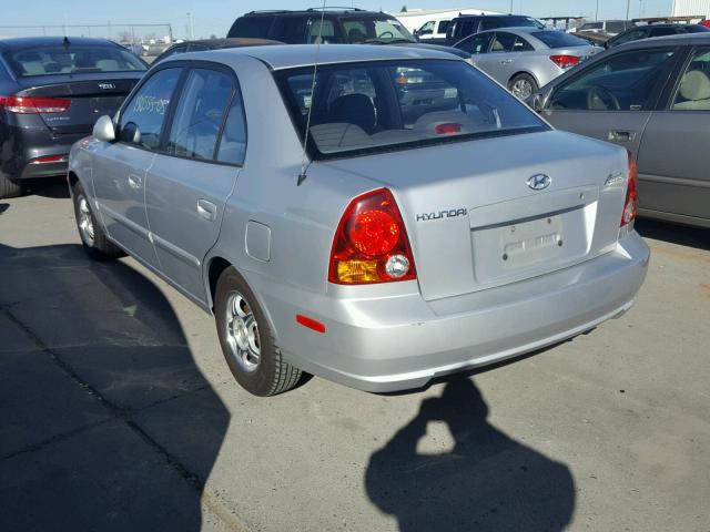 KMHCG45CX5U630462 - 2005 HYUNDAI ACCENT GL SILVER photo 3