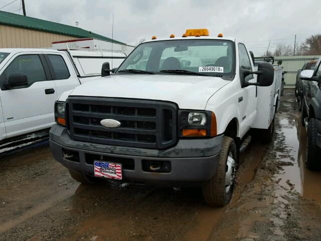 1FDWF37P36EC69890 - 2006 FORD F350 SUPER WHITE photo 2