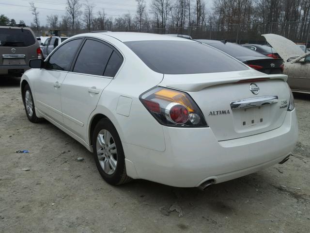 1N4AL2AP2BN415190 - 2011 NISSAN ALTIMA BAS WHITE photo 3