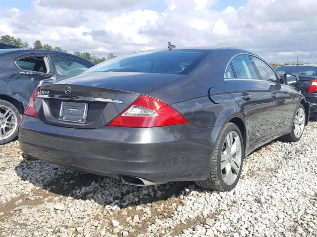 WDDDJ72X89A147410 - 2009 MERCEDES-BENZ CLS 550 GRAY photo 4