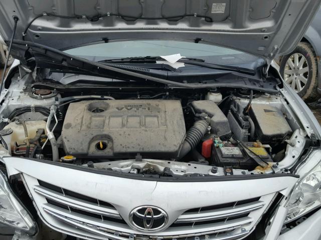 5YFBU4EE0DP155121 - 2013 TOYOTA COROLLA BA SILVER photo 7