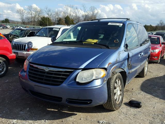 2A4GP54L77R157014 - 2007 CHRYSLER TOWN & COU BLUE photo 2