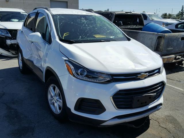 3GNCJLSB2HL146545 - 2017 CHEVROLET TRAX 1LT WHITE photo 1