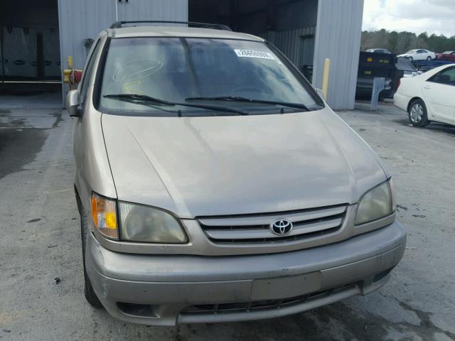 4T3ZF13C92U484041 - 2002 TOYOTA SIENNA LE GOLD photo 9