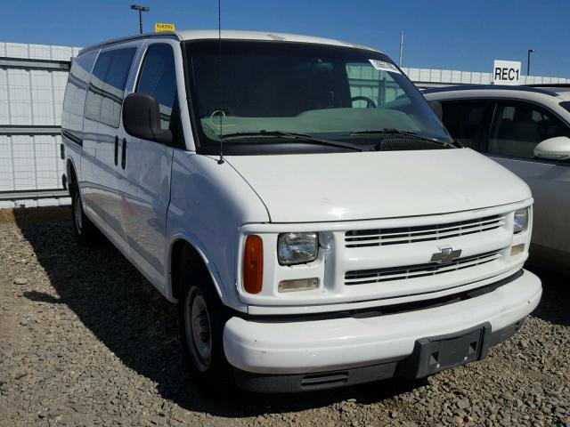 1GCFG25W9X1146223 - 1999 CHEVROLET EXPRESS G2 WHITE photo 1