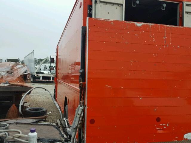 5B4KPD2UX63418896 - 2006 WORKHORSE CUSTOM CHASSIS COMMERCIAL 红色 照片 3