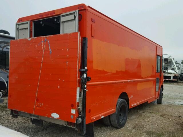 5B4KPD2UX63418896 - 2006 WORKHORSE CUSTOM CHASSIS COMMERCIAL RED photo 4