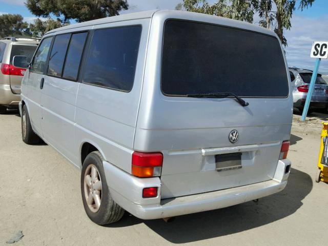 WV2KB47063H042454 - 2003 VOLKSWAGEN EUROVAN GL SILVER photo 3