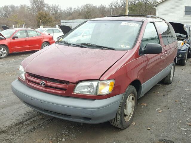 4T3ZF13C8XU162238 - 1999 TOYOTA SIENNA LE RED photo 2