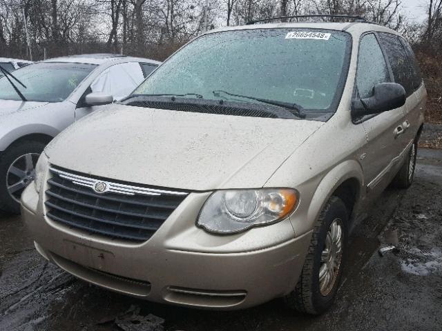 2A4GP54L36R692677 - 2006 CHRYSLER TOWN & COU GOLD photo 2