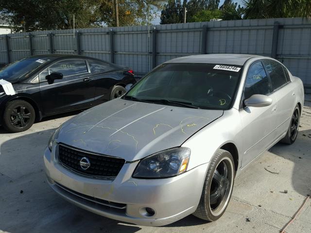 1N4AL11D65N480175 - 2005 NISSAN ALTIMA S SILVER photo 2