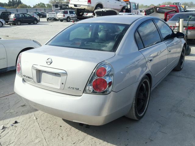 1N4AL11D65N480175 - 2005 NISSAN ALTIMA S SILVER photo 4