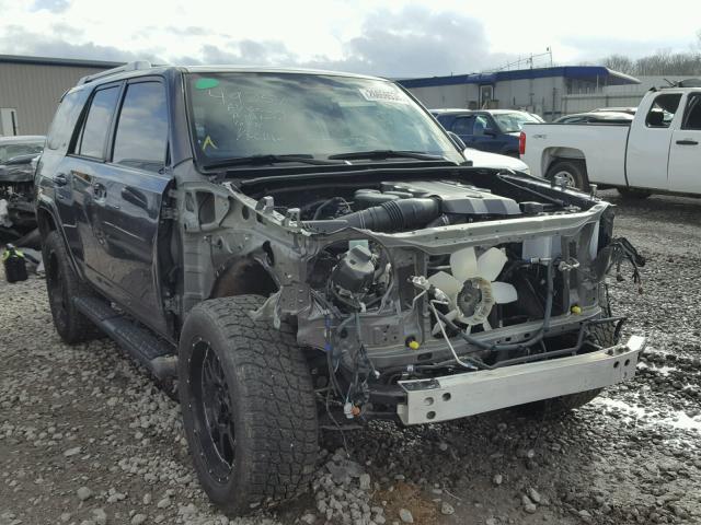 JTEZU5JR6G5146269 - 2016 TOYOTA 4RUNNER SR GRAY photo 1