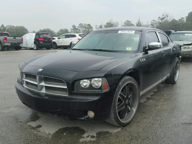 2B3LA43GX8H133786 - 2008 DODGE CHARGER BLACK photo 2