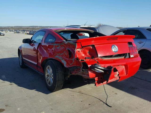 1ZVFT80N575291455 - 2007 FORD MUSTANG RED photo 3