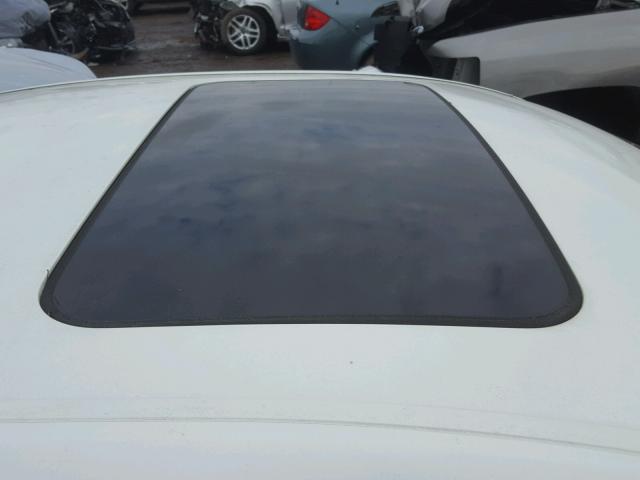 KMHFC46F86A098679 - 2006 HYUNDAI AZERA SE WHITE photo 9