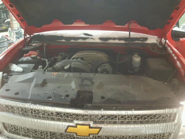 1GCRCSE01DZ377411 - 2013 CHEVROLET SILVERADO RED photo 7