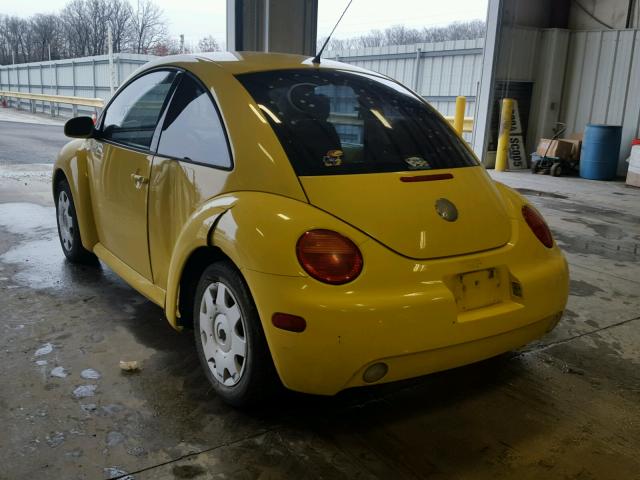 3VWBB21C52M451929 - 2002 VOLKSWAGEN NEW BEETLE YELLOW photo 3