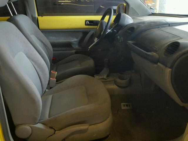 3VWBB21C52M451929 - 2002 VOLKSWAGEN NEW BEETLE ყვითელი ფოტო 5