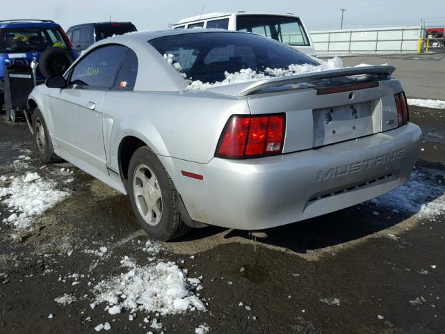 1FAFP4043YF256342 - 2000 FORD MUSTANG SILVER photo 3