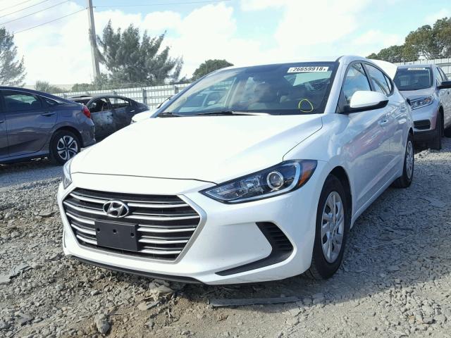 5NPD74LFXHH140897 - 2017 HYUNDAI ELANTRA SE WHITE photo 2