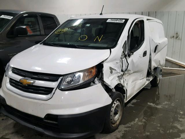 3N63M0YN3FK710638 - 2015 CHEVROLET CITY EXPRE WHITE photo 2