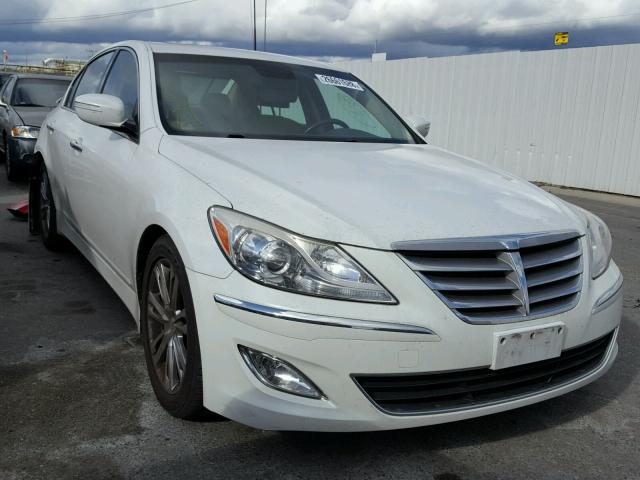 KMHGC4DD5CU154786 - 2012 HYUNDAI GENESIS 3. WHITE photo 1