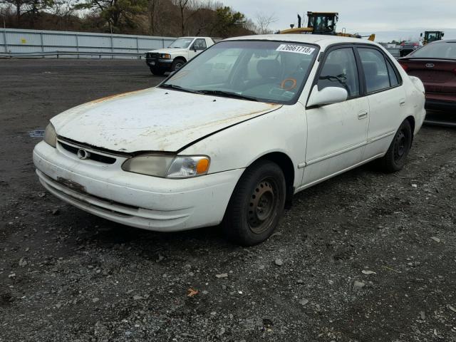 2T1BR18E8WC085642 - 1998 TOYOTA COROLLA VE WHITE photo 2